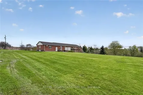 8452 South Chippawa Road West Lincoln ON N0A 1C0