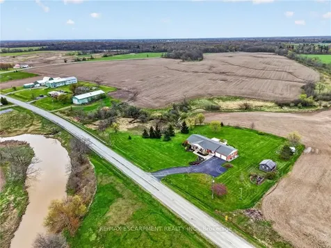 8452 South Chippawa Road West Lincoln ON N0A 1C0