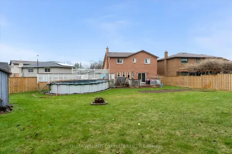 16 Homeland Avenue Hamilton ON L8E 4X2