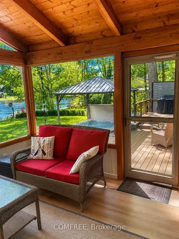 1016 Bagley Road Gravenhurst ON P0E 1N0