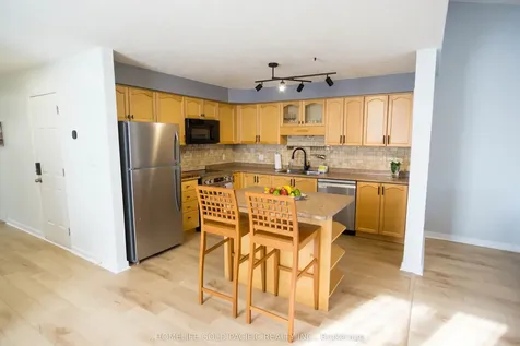 655 Inglis Falls Place Waterloo ON N2V 2L4