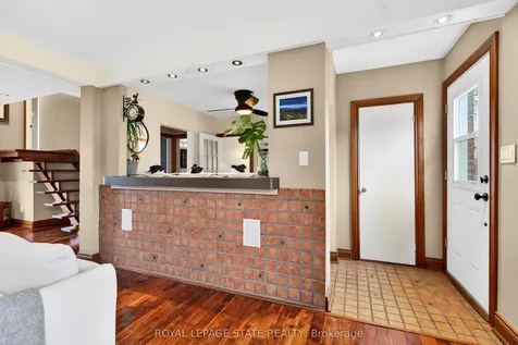 380 East 37th Street Hamilton ON L8V 4B8