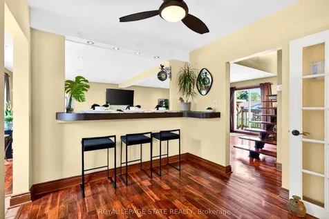 380 East 37th Street Hamilton ON L8V 4B8