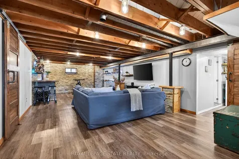 380 East 37th Street Hamilton ON L8V 4B8