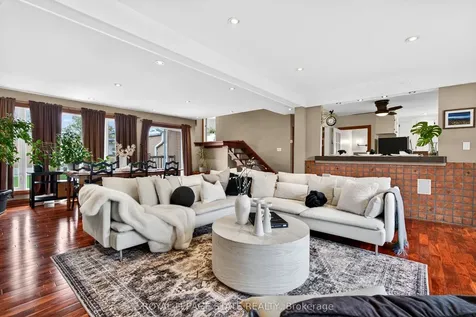 380 East 37th Street Hamilton ON L8V 4B8