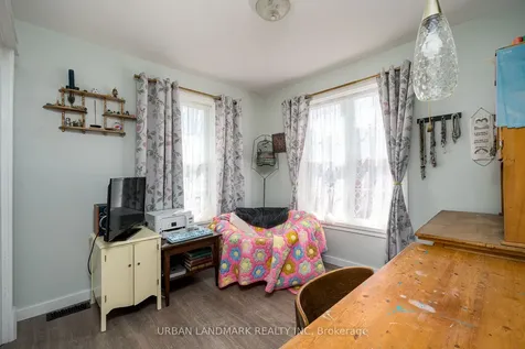 225 St Lawrence Street W Centre Hastings ON K0K 2K0