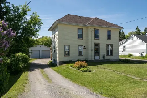 225 St Lawrence Street W Centre Hastings ON K0K 2K0