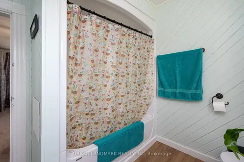 225 St Lawrence Street W Centre Hastings ON K0K 2K0