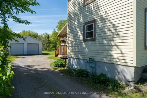 225 St Lawrence Street W Centre Hastings ON K0K 2K0