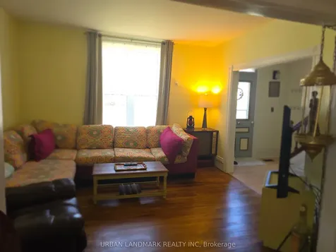 225 St Lawrence Street W Centre Hastings ON K0K 2K0