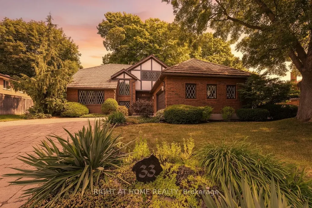33 Walnut Drive Guelph ON N1E 4B4