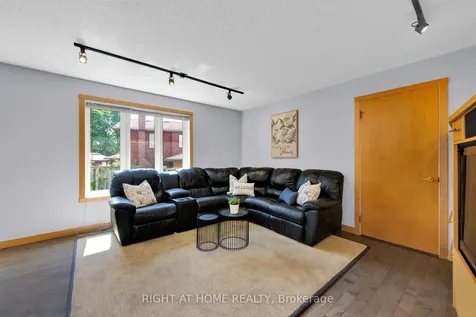 33 Walnut Drive Guelph ON N1E 4B4