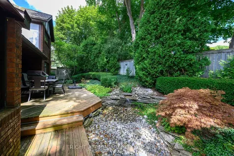 33 Walnut Drive Guelph ON N1E 4B4