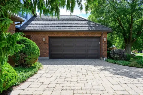33 Walnut Drive Guelph ON N1E 4B4