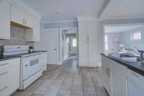 28 Willow Street Brant ON N3L 2K6