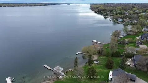 4 Shoreside Way S Augusta ON K6V 5T1