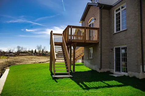 37 Coldbrook Drive Cavan Monaghan ON L0A 1G0
