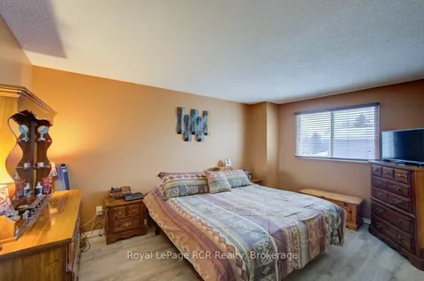 145 Parkside Drive W Centre Wellington ON N1M 3M4