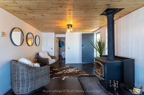 1682 Island 630 N/a Georgian Bay ON P0E 1E0