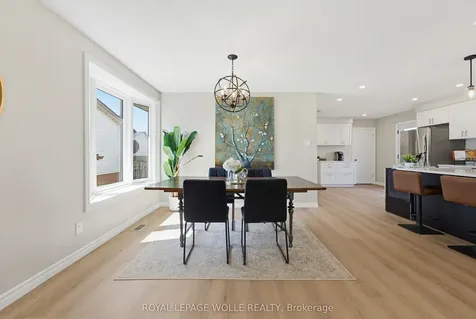 99 Oakhurst Crescent Waterloo ON N2B 3K2