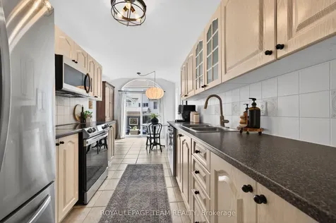 75 Scampton Drive Kanata ON K2W 1E7