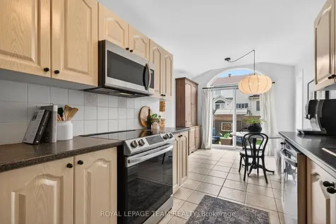 75 Scampton Drive Kanata ON K2W 1E7