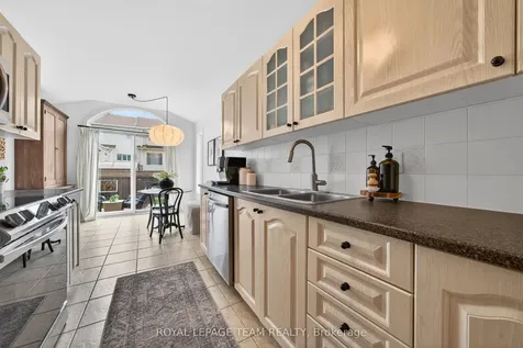 75 Scampton Drive Kanata ON K2W 1E7