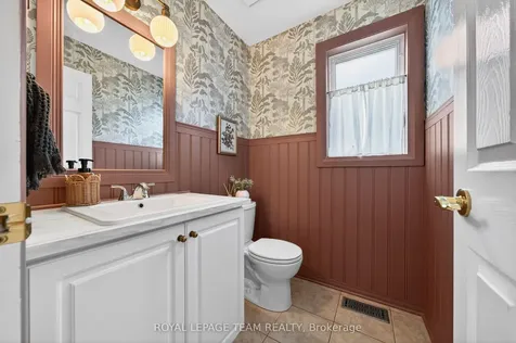 75 Scampton Drive Kanata ON K2W 1E7