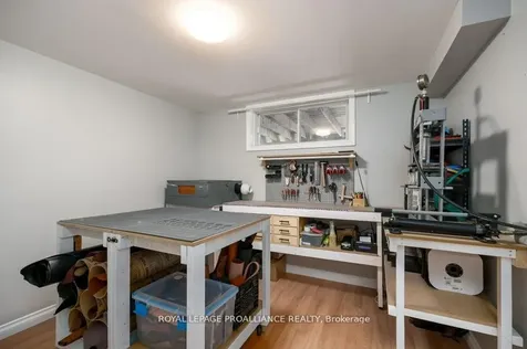 21 Forest Valley Drive Quinte West ON K0K 2C0