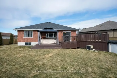 21 Forest Valley Drive Quinte West ON K0K 2C0