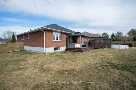 21 Forest Valley Drive Quinte West ON K0K 2C0