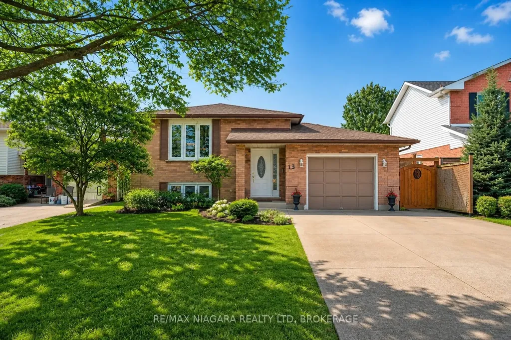 13 Cornwell Circle St. Catharines ON L2S 3C4