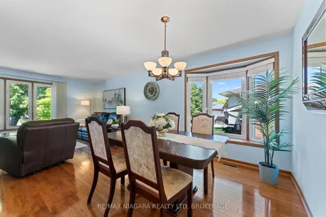 13 Cornwell Circle St. Catharines ON L2S 3C4