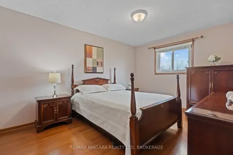 13 Cornwell Circle St. Catharines ON L2S 3C4