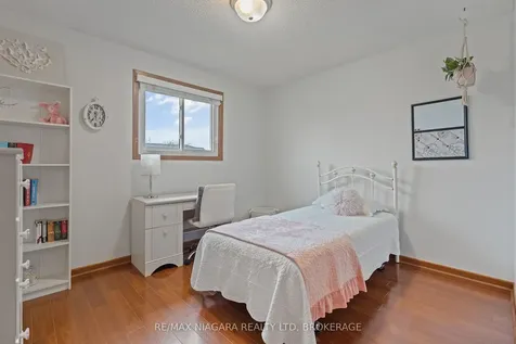 13 Cornwell Circle St. Catharines ON L2S 3C4
