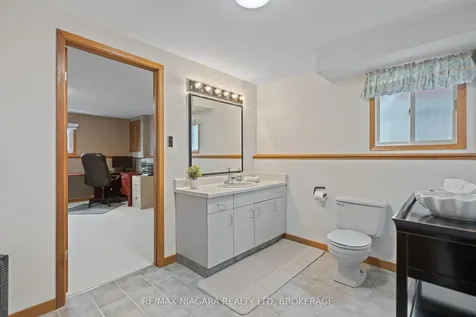13 Cornwell Circle St. Catharines ON L2S 3C4