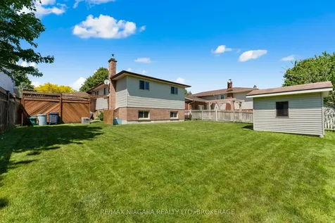 13 Cornwell Circle St. Catharines ON L2S 3C4