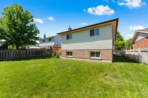 13 Cornwell Circle St. Catharines ON L2S 3C4