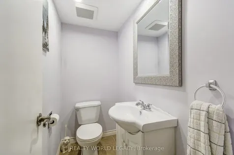 132 Barlake Avenue Hamilton ON L8E 1H3