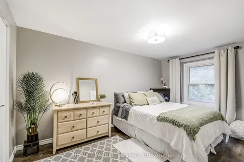 132 Barlake Avenue Hamilton ON L8E 1H3