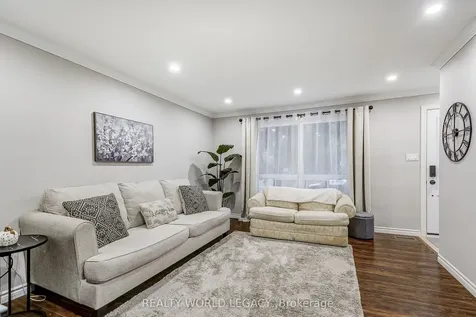 132 Barlake Avenue Hamilton ON L8E 1H3