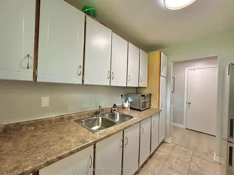 835 Milford Drive Kingston ON K7P 1A7