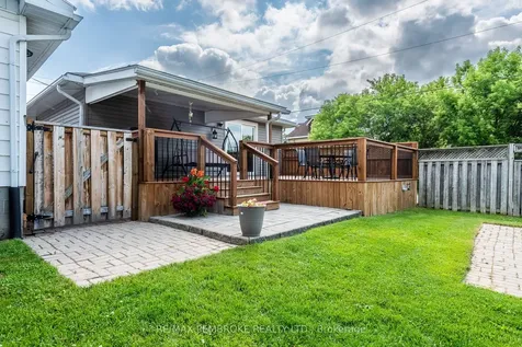560 Boundary Road E Laurentian Valley ON K8A 6M3