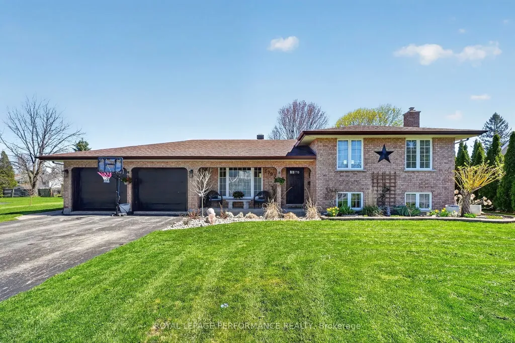 1793 Dewhurst Avenue Cornwall ON K6J 3N1