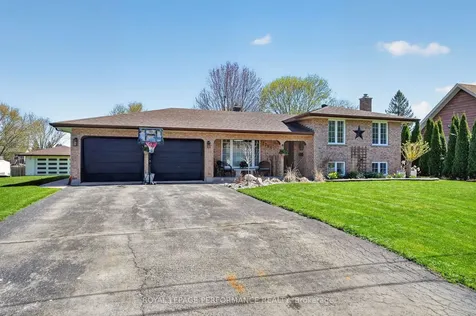 1793 Dewhurst Avenue Cornwall ON K6J 3N1
