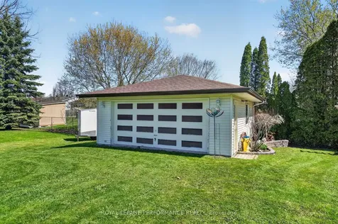 1793 Dewhurst Avenue Cornwall ON K6J 3N1