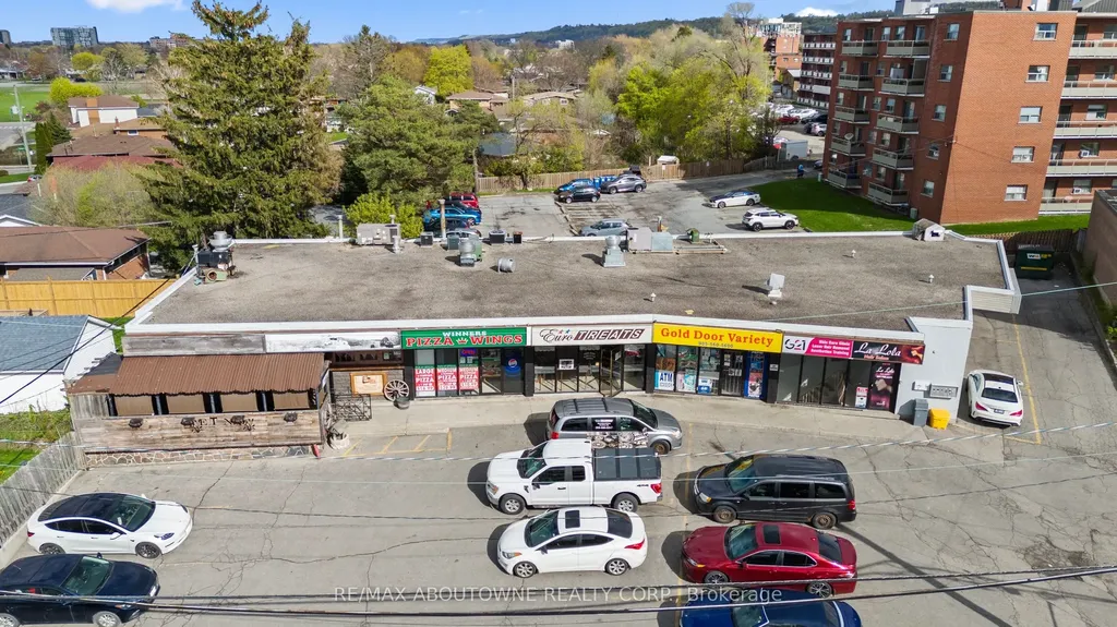 125 Gailmont Drive Hamilton ON L8K 4B8