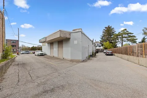 125 Gailmont Drive Hamilton ON L8K 4B8