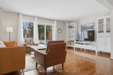 1037 Hickorywood Crescent Kingston ON K7P 2E5