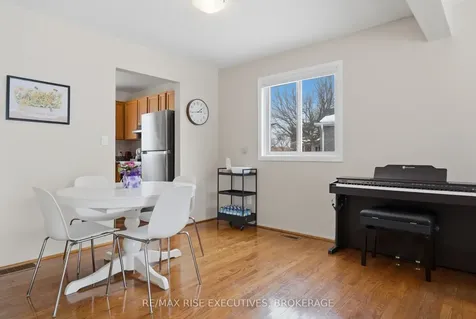 1037 Hickorywood Crescent Kingston ON K7P 2E5